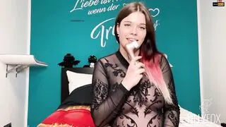 HOCHSCHWANGER zum heftigsten ORGASMUS!! mit Lilly-Fox